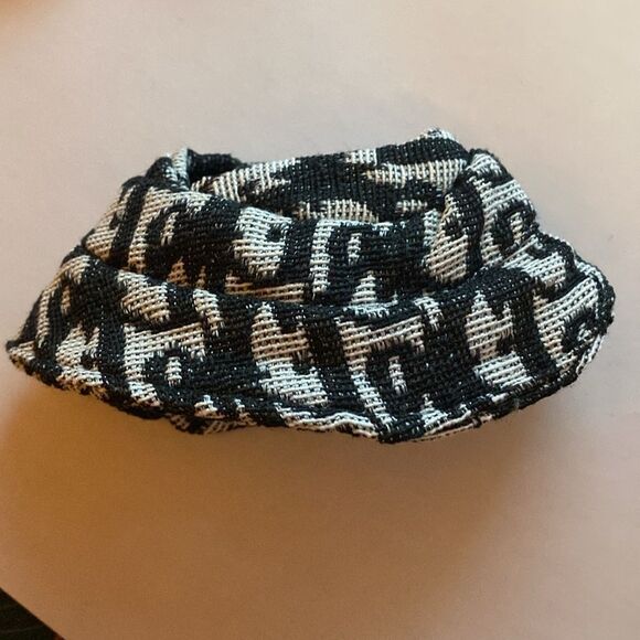 Labubu Luxury Overall Bucket Hat Set Black and White Labubu Outfit Clothing - Picture 4 of 8